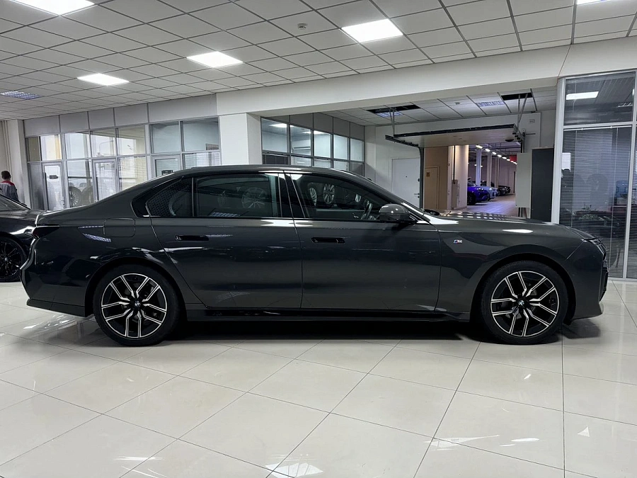 BMW , 2023г., полный привод, автомат