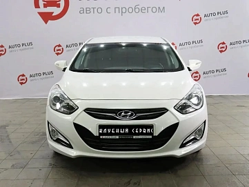 Hyundai i40, 2015г, передний привод, автомат