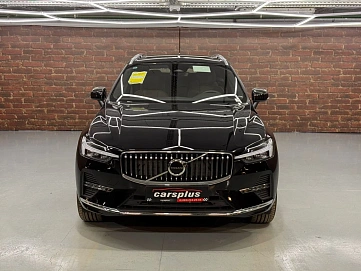 Volvo XC60, 2024г, полный привод, автомат