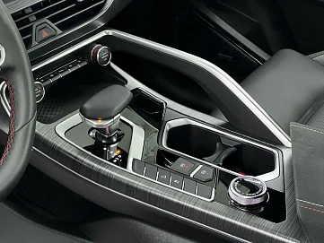 Geely Tugella, 2023г, полный привод, автомат