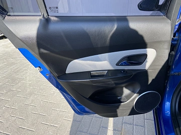 Chevrolet Cruze, 2011г, передний привод, механика