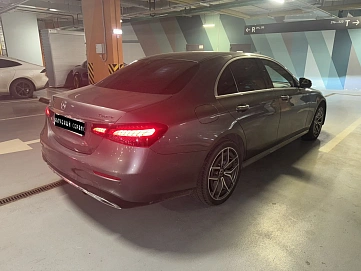 Mercedes-Benz E-Класс, 2021г, полный привод, автомат