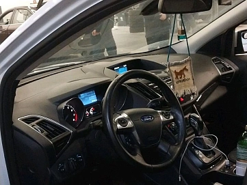 Ford Kuga, 2013г, передний привод, автомат