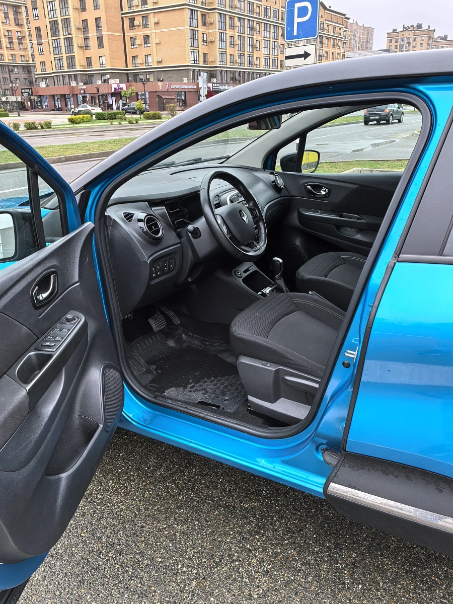 Renault Kaptur, 2017г., полный привод, автомат