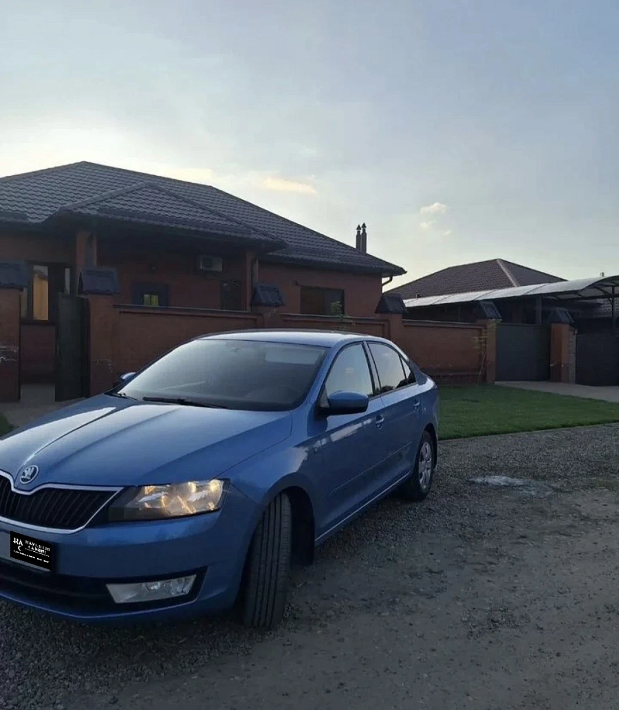 Skoda Rapid, 2015г., передний привод, робот