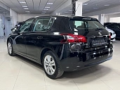 Peugeot 308, 2020г., передний привод, автомат