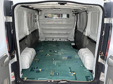 Opel Vivaro, 2005г, передний привод, механика