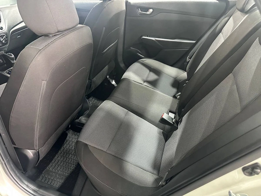 Hyundai Solaris, 2020г., передний привод, автомат