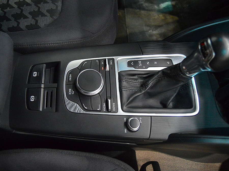 Audi A3, 2013г., передний привод, робот