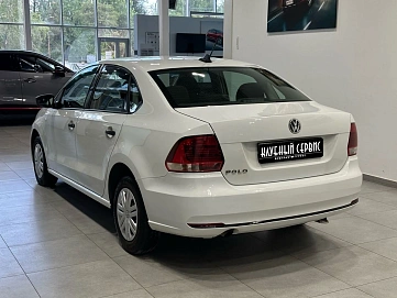 Volkswagen Polo, 2017г, передний привод, механика