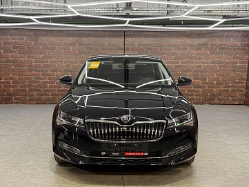 Skoda Superb, 2025г, передний привод, робот