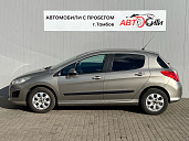 Peugeot 308, 2011г., передний привод, механика