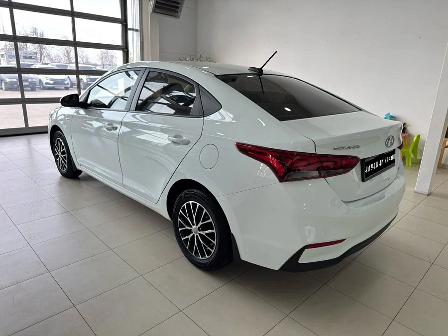 Hyundai Solaris, 2017г., передний привод, механика