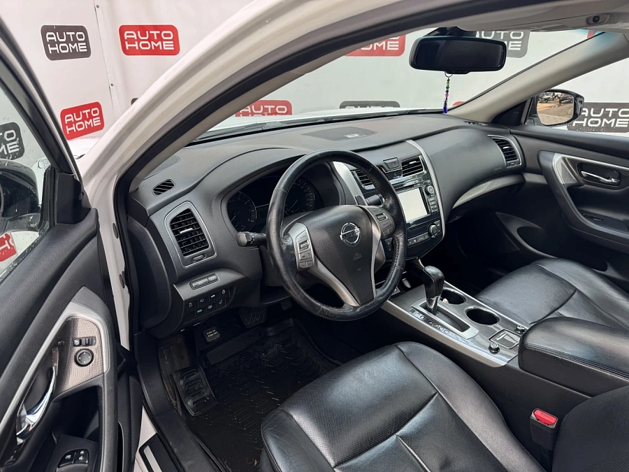 Nissan Teana, 2014г., передний привод, вариатор