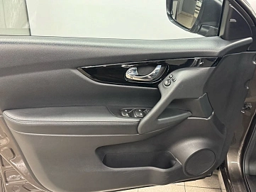 Nissan Qashqai, 2022г, передний привод, вариатор