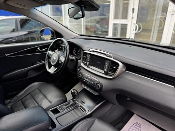 Kia Sorento, 2016г., полный привод, автомат