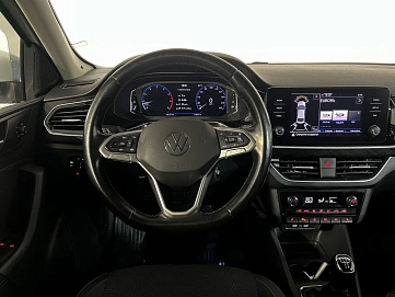 Volkswagen Polo, 2020г, передний привод, механика