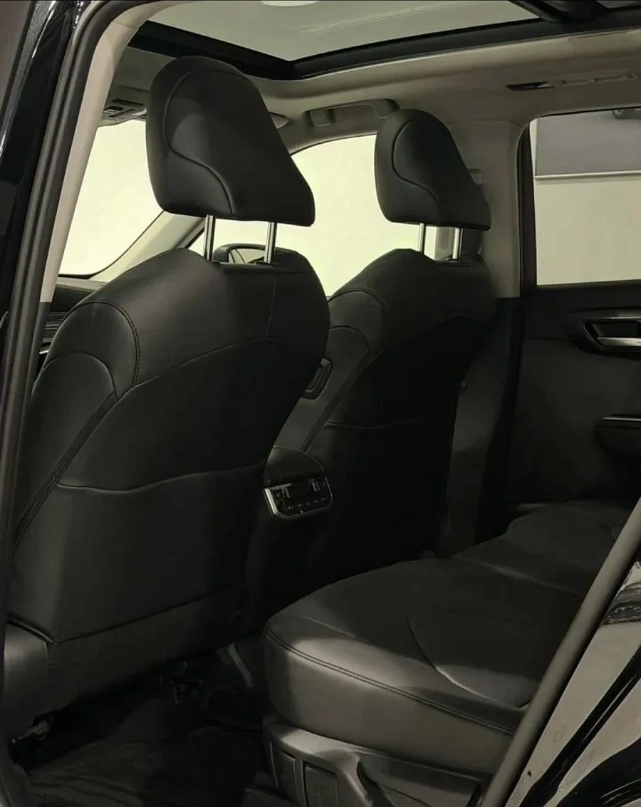 Toyota Highlander, 2025г., полный привод, автомат