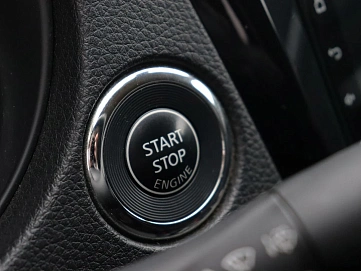 Nissan X-Trail, 2018г, передний привод, вариатор