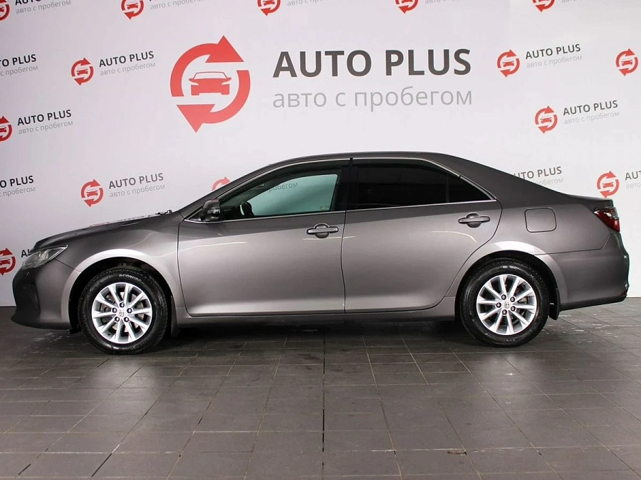 Toyota Camry, 2016г., передний привод, автомат