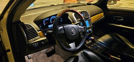 Cadillac SRX, 2008г, полный привод, автомат