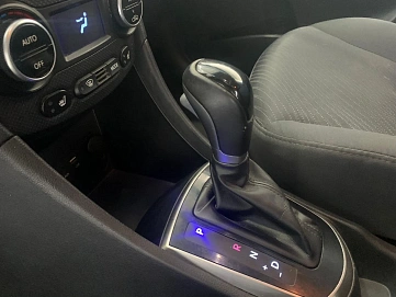 Hyundai Solaris, 2014г, передний привод, автомат
