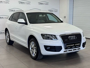 Audi Q5, 2010г, передний привод, автомат