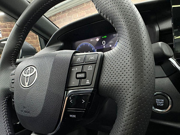 Toyota Camry, 2024г, передний привод, вариатор