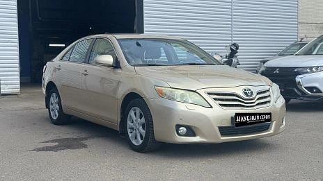 Toyota Camry, 2009г, передний привод, автомат