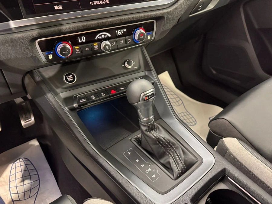 Audi Q3, 2025г., полный привод, робот
