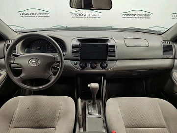 Toyota Camry, 2001г., передний привод, автомат