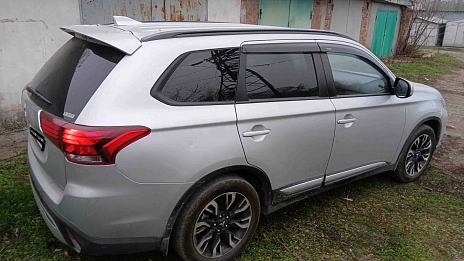 Mitsubishi Outlander, 2021г, полный привод, вариатор