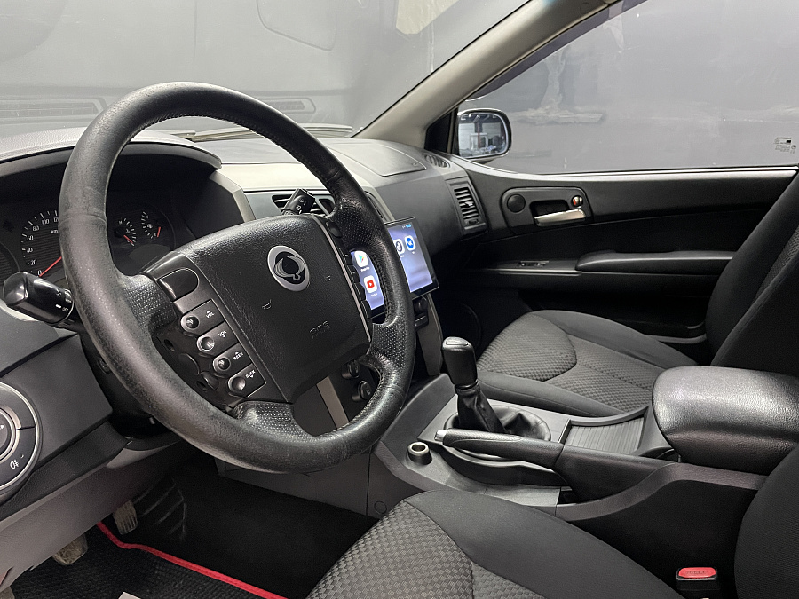 SsangYong Kyron, 2010г., полный привод, механика