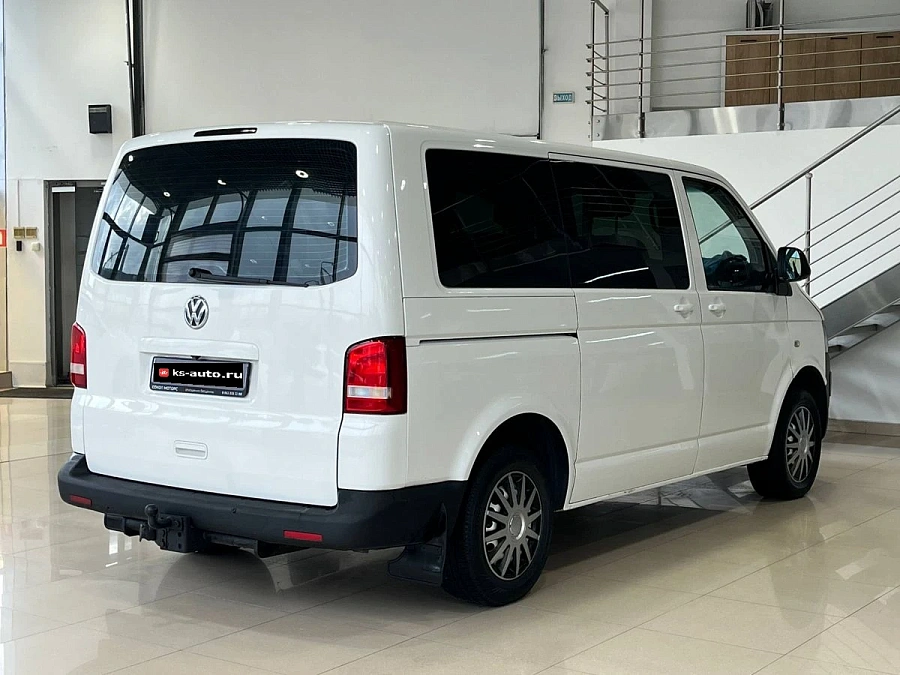 Volkswagen Caravelle, 2012г., передний привод, механика