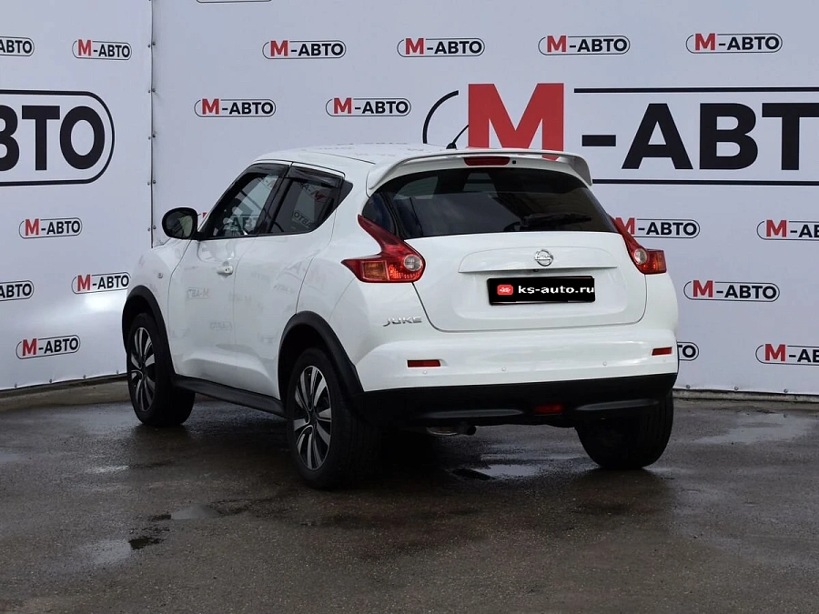 Nissan Juke, 2013г., передний привод, вариатор