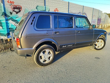 Lada (ВАЗ) 2131 (4x4), 2016г, полный привод, механика
