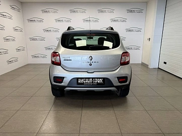 Renault Sandero, 2016г, передний привод, механика