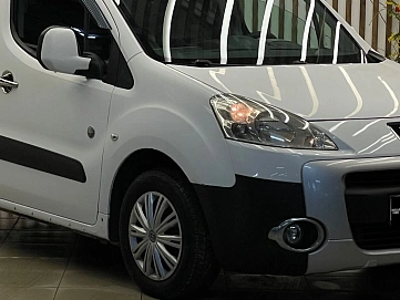 Peugeot Partner, 2012г, передний привод, механика