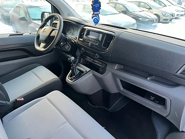 Opel Vivaro, 2020г, передний привод, механика