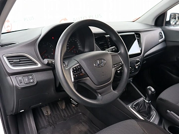 Hyundai Solaris, 2017г, передний привод, механика