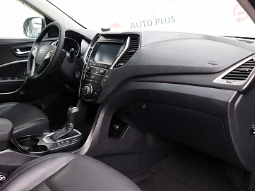 Hyundai Santa Fe, 2018г, полный привод, автомат