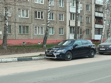 Lexus CT, 2011г, передний привод, вариатор