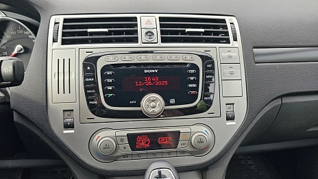Ford Kuga, 2012г, полный привод, робот