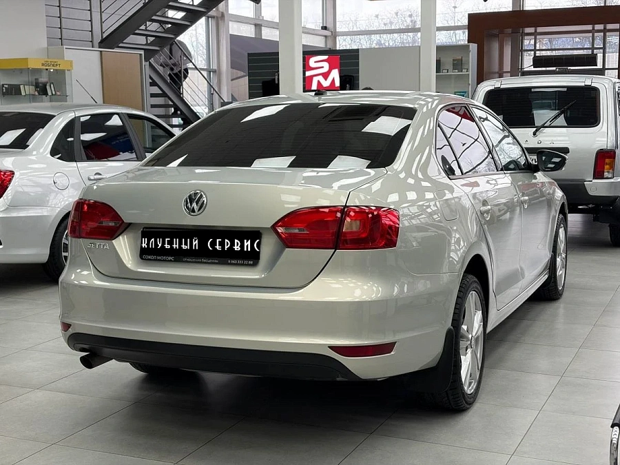 Volkswagen Jetta, 2014г., передний привод, автомат