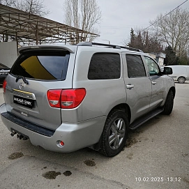 Toyota Sequoia, 2008г, полный привод, автомат