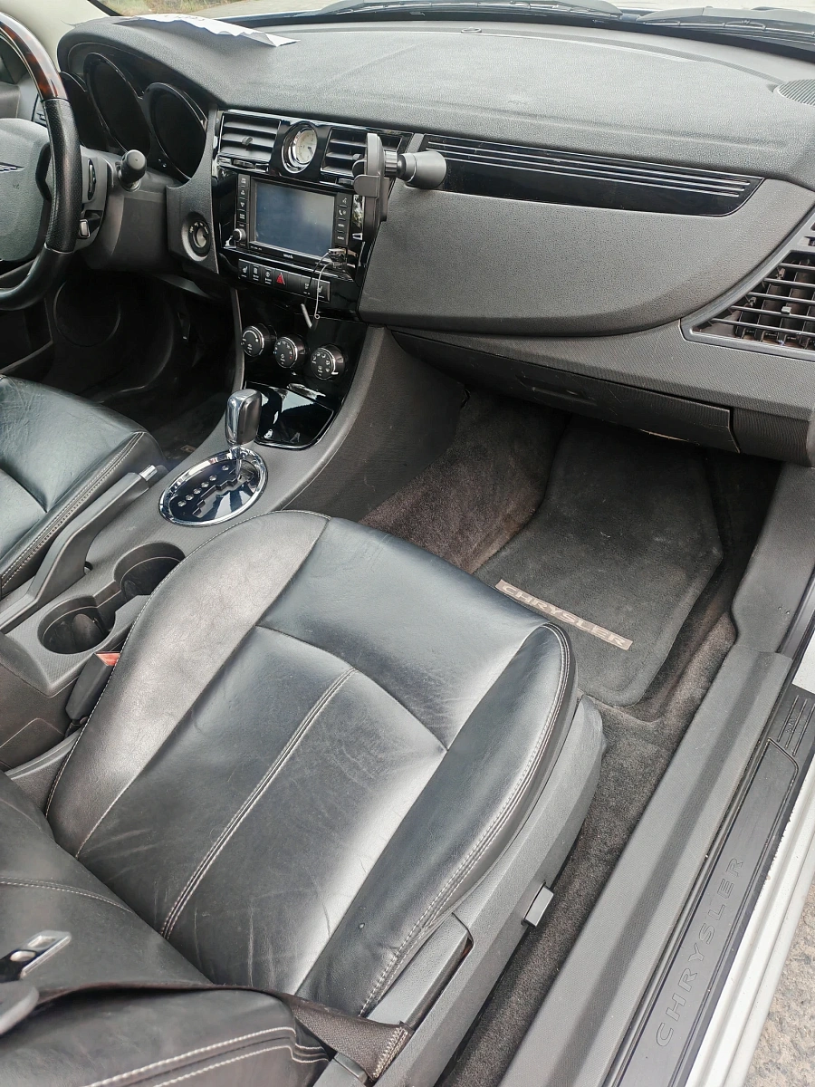 Chrysler Sebring, 2010г., передний привод, автомат