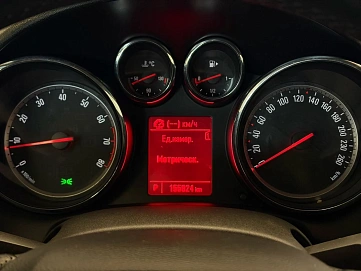 Opel Astra, 2013г, передний привод, автомат