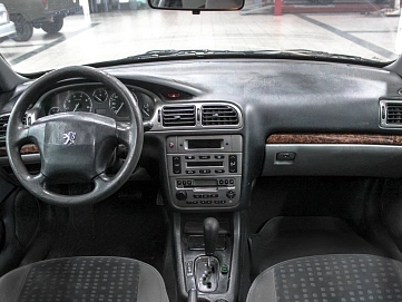 Peugeot 406, 2003г, передний привод, автомат