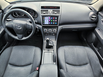 Mazda , 2011г., передний привод, механика