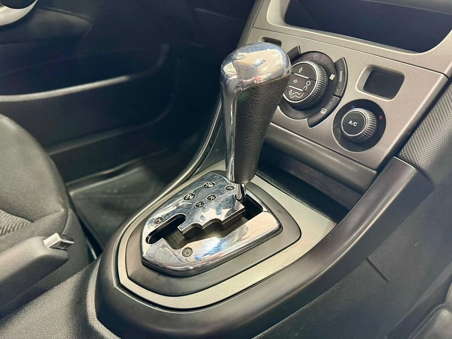 Peugeot 308, 2008г., передний привод, автомат